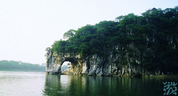 �������޹�԰���ɽ