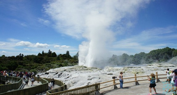 ����³�ߵ��ȱ���������ɽ��Ȫ��